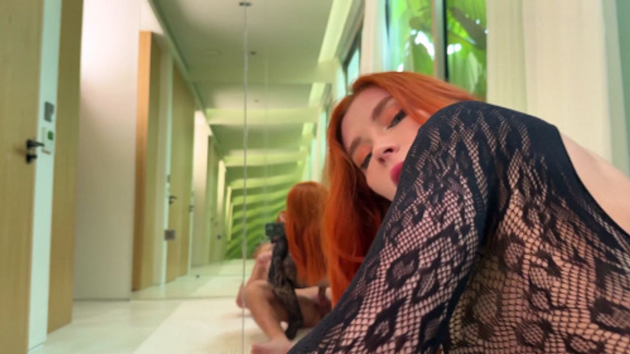 ManyVids 25 10 14 Sweetie Fox Redhead Beauty In Fishnet Bodystocking Passionate Fucks POV XXX 2160p MP4-P2P [XC]