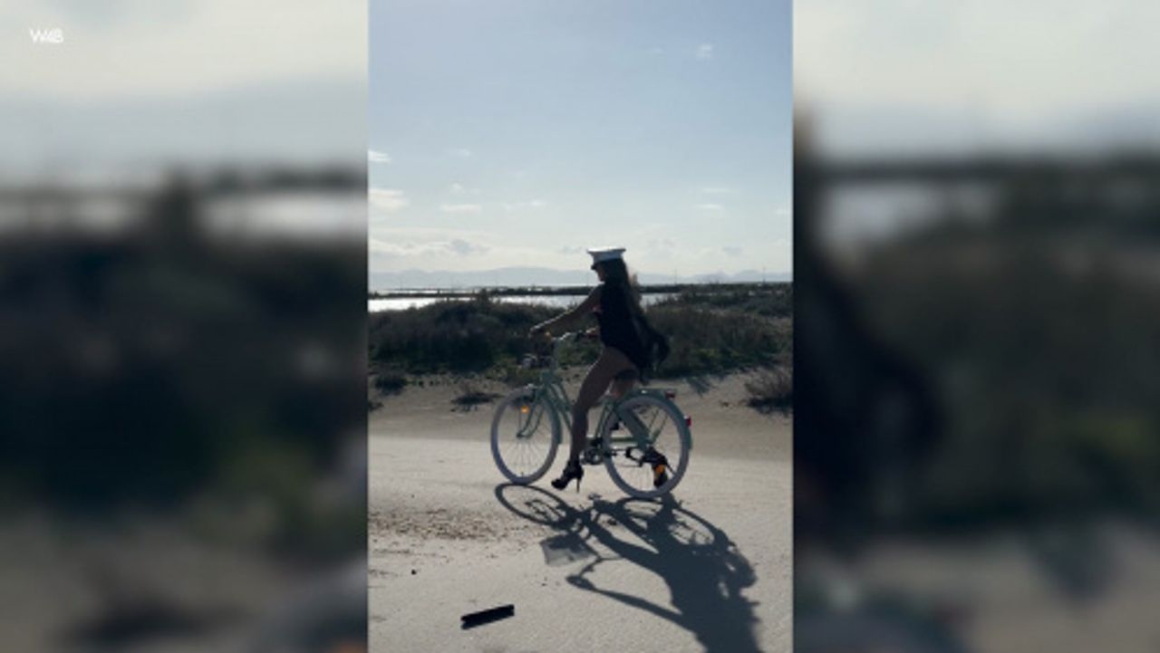 Watch4Beauty 25 12 29 Irene Rouse In The Wind Backstage XXX 2160p MP4-WRB [XC]