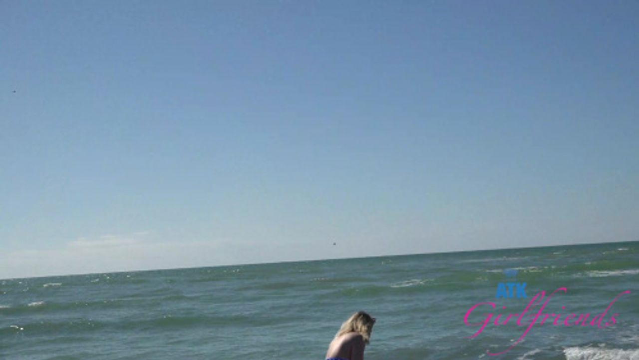 ATKGirlfriends 26 01 27 Dez Hansen Florida 2 XXX 2160p MP4-WRB [XC]