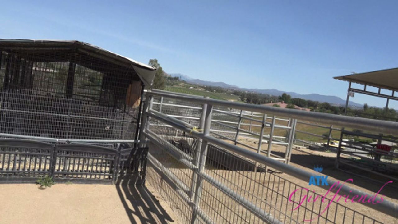 ATKGirlfriends 26 04 04 Nicole Nichols Temecula 3 XXX 2160p MP4-LEWD [XC]